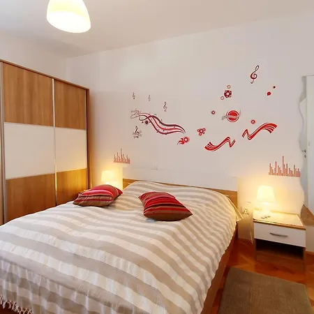 Marina Apartment Pula